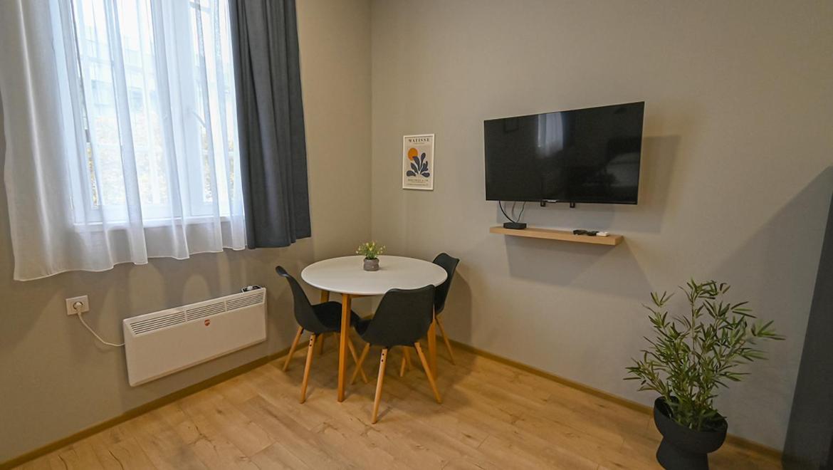Big Studio Apt.On Liberty Square Tbilissi Extérieur photo